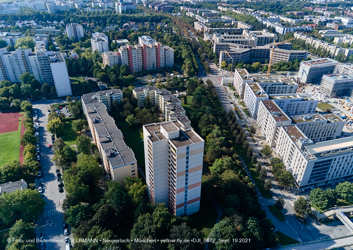 19.09.2021 - Perlach Plaza und Umgebung in Neuperlach 